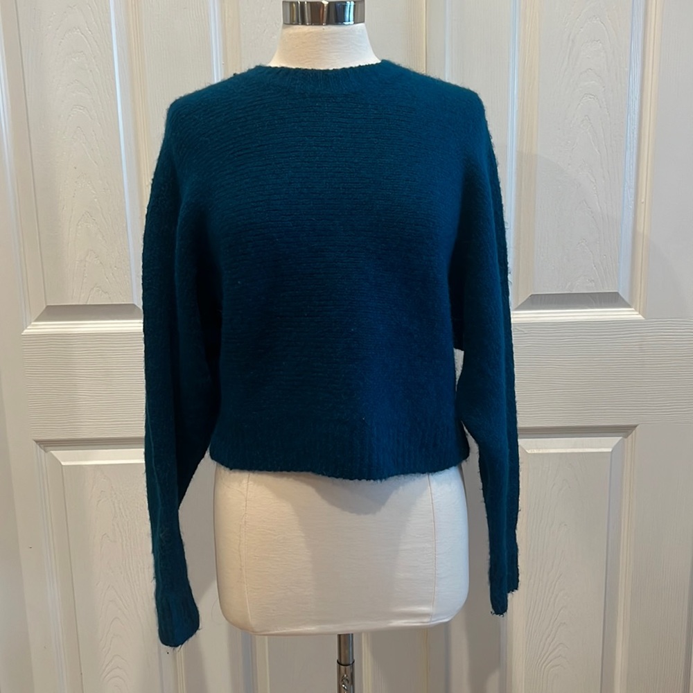H&M Cropped Wool/Alpaca Blend Sweater